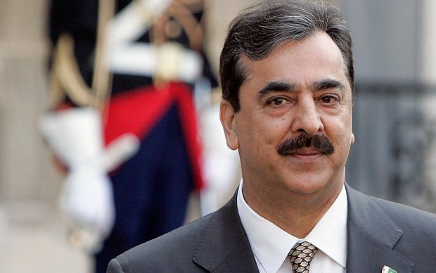 ISLAMABAD: Minister for Finance and Revenue Muhammad Aurangzeb called on Acting President Syed Yousuf Raza Gillani at The Aiwan-e-Sadr on Wednesday.