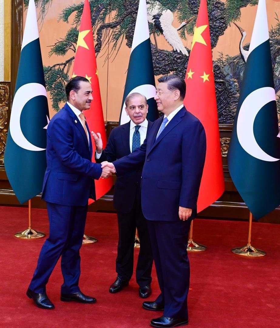 Pakistan's pm visit to China